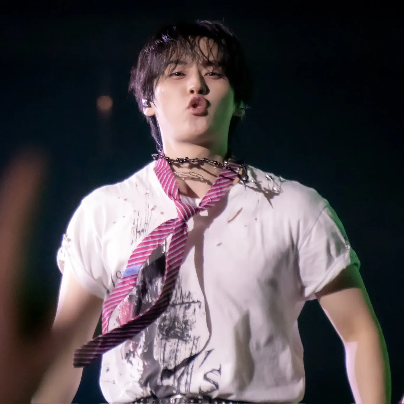 Lee Know (Stray Kids)的幕后花絮