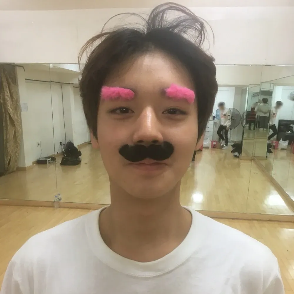 박지훈의 비하인드 컷