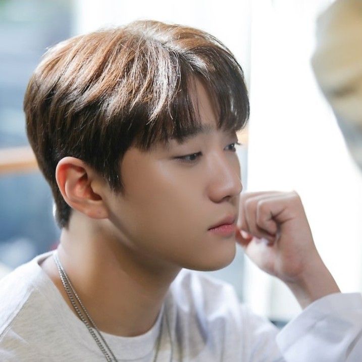 Recent activity shot of Hong Joochan (GoldenChild)