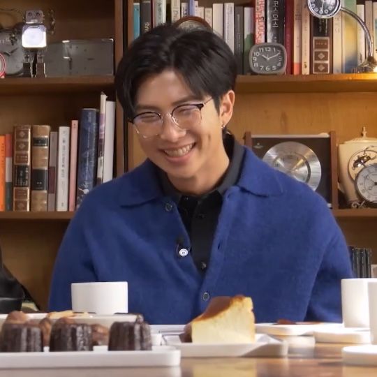 RM (BTS)の舞台裏ショット