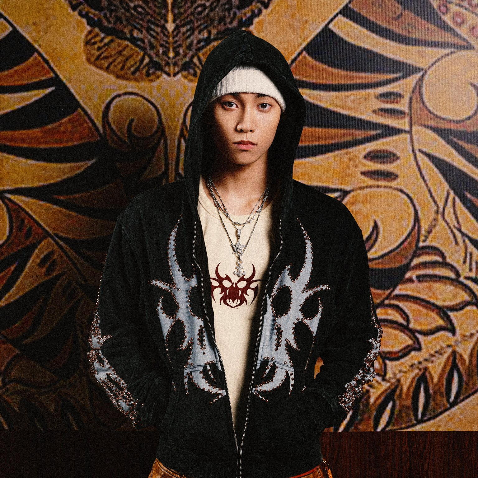 A moment captured by Ryul (LNGSHOT)'s fan