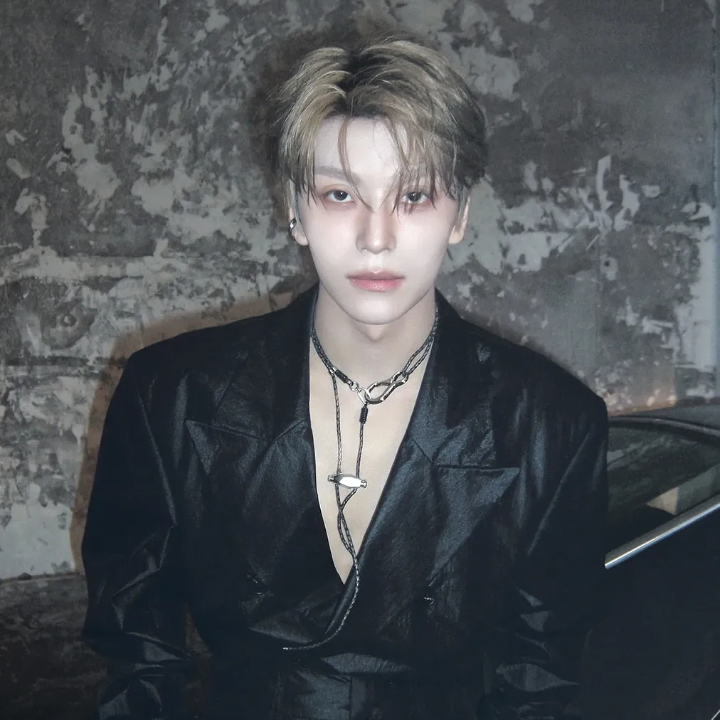 Behind-the-scenes cut of He Xinlong (ALPHA DRIVE ONE)