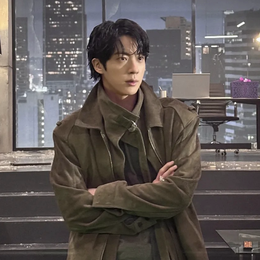 진 (방탄소년단)의 비하인드 컷