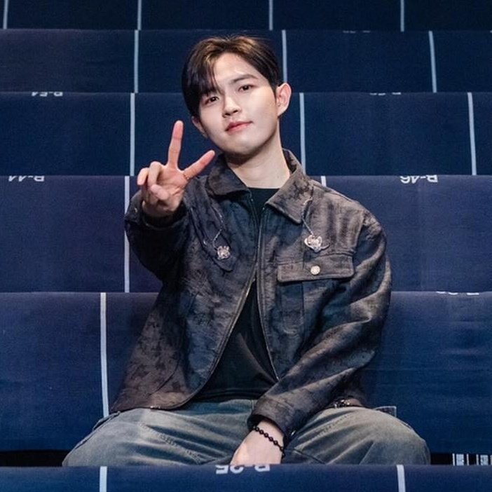 Foto terbaru Kim Jaehwan