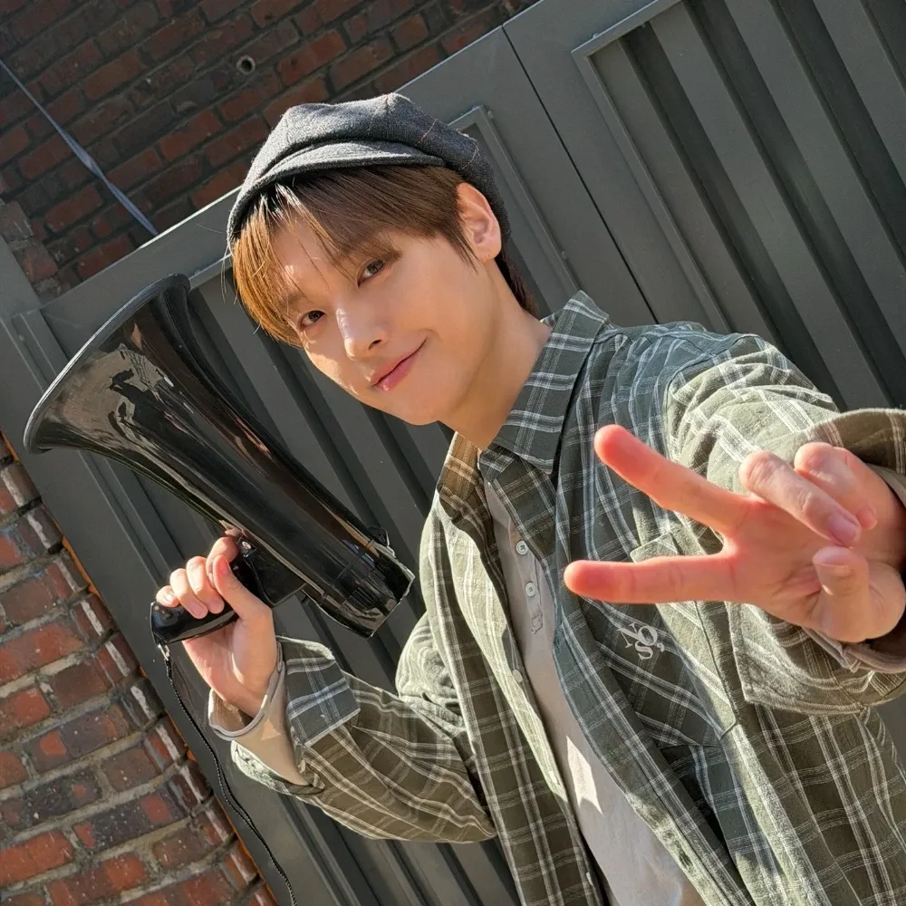 Behind-the-scenes cut of Inseong (SF9)