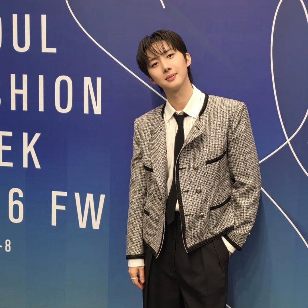 Latest photo of Hui (PENTAGON)