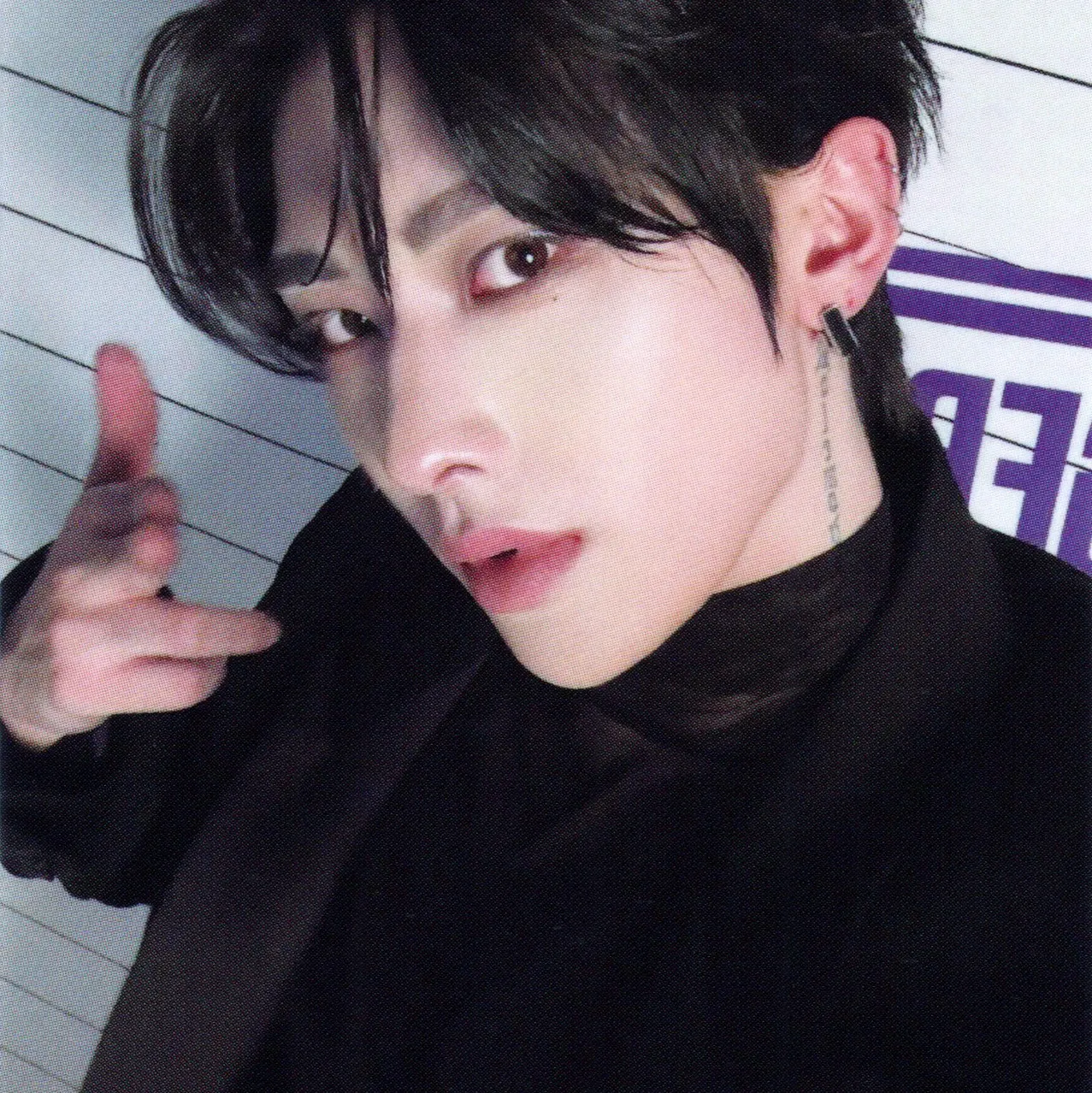 Behind-the-scenes cut of Ricky