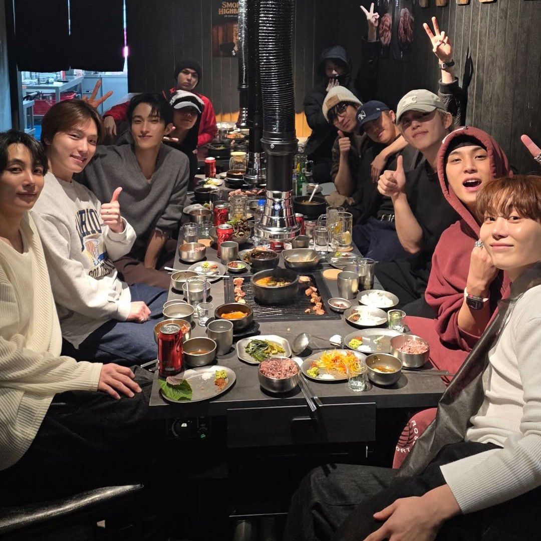 Foto terbaru SEVENTEEN