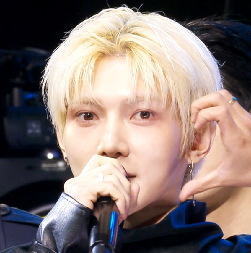 A moment captured by Yeosang (ATEEZ)'s fan