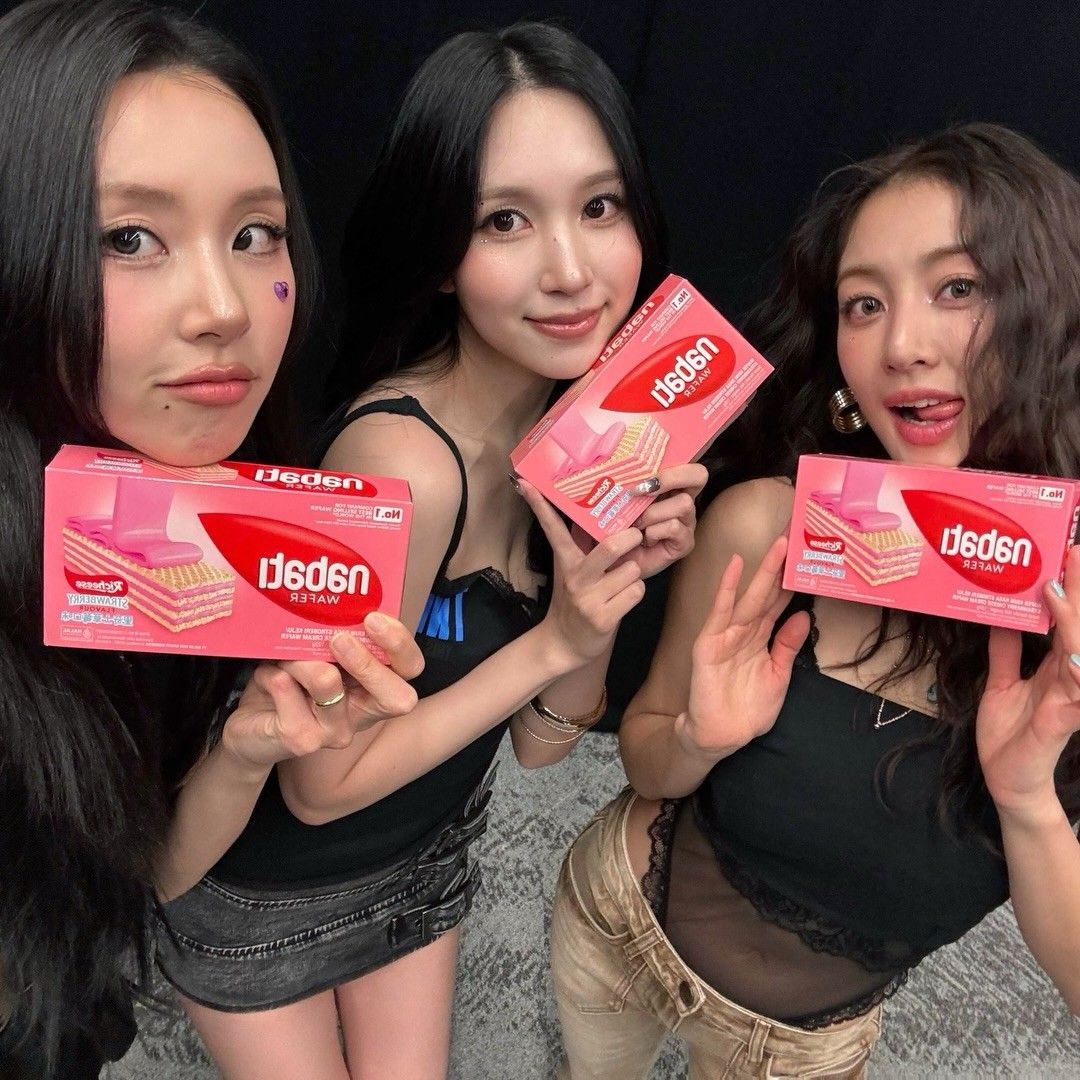 미나 (TWICE)의 최신 사진