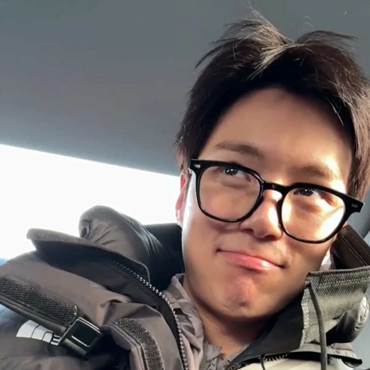 A moment captured by Minhyuk (MONSTA X)'s fan