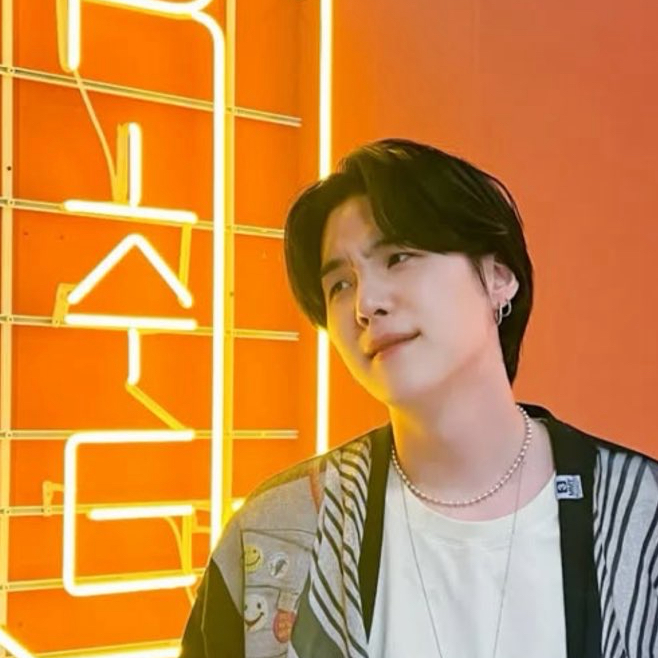 슈가 (방탄소년단) 최근 활동샷