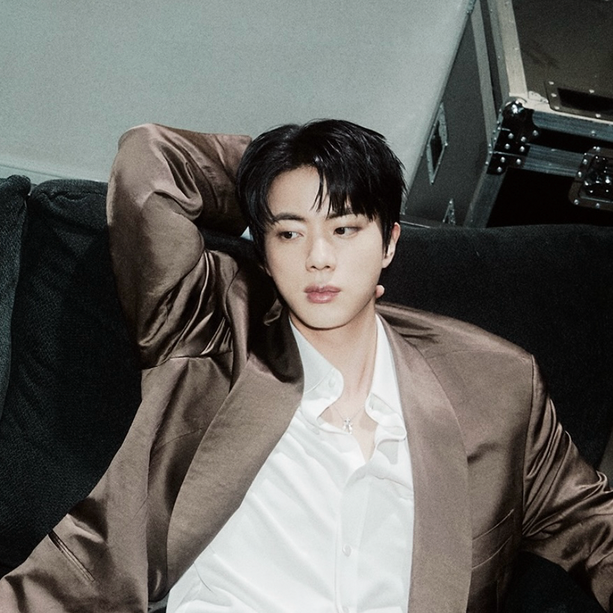 Foto terbaru Jin (BTS)