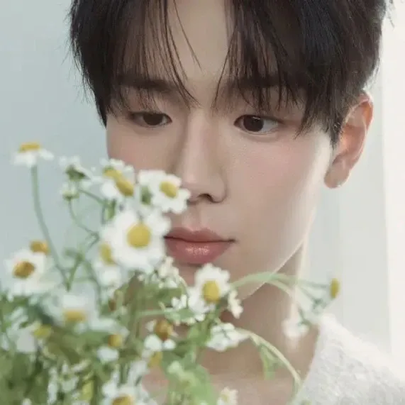 A moment captured by Shownu (MONSTA X)'s fan