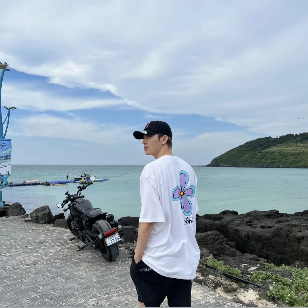 Latest photo of Seoho (ONEUS)