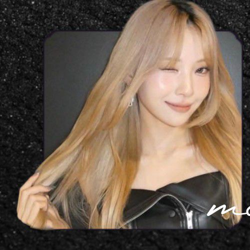 Latest photo of Mayuka (NiziU)