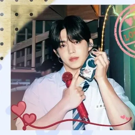 A moment captured by S.Coups (SEVENTEEN)'s fan