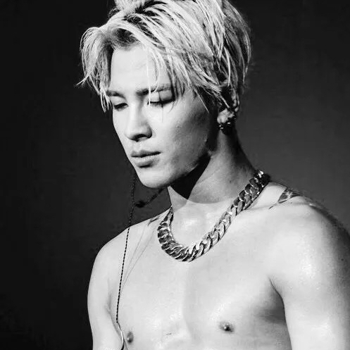 Latest photo of Taeyang (BIGBANG)