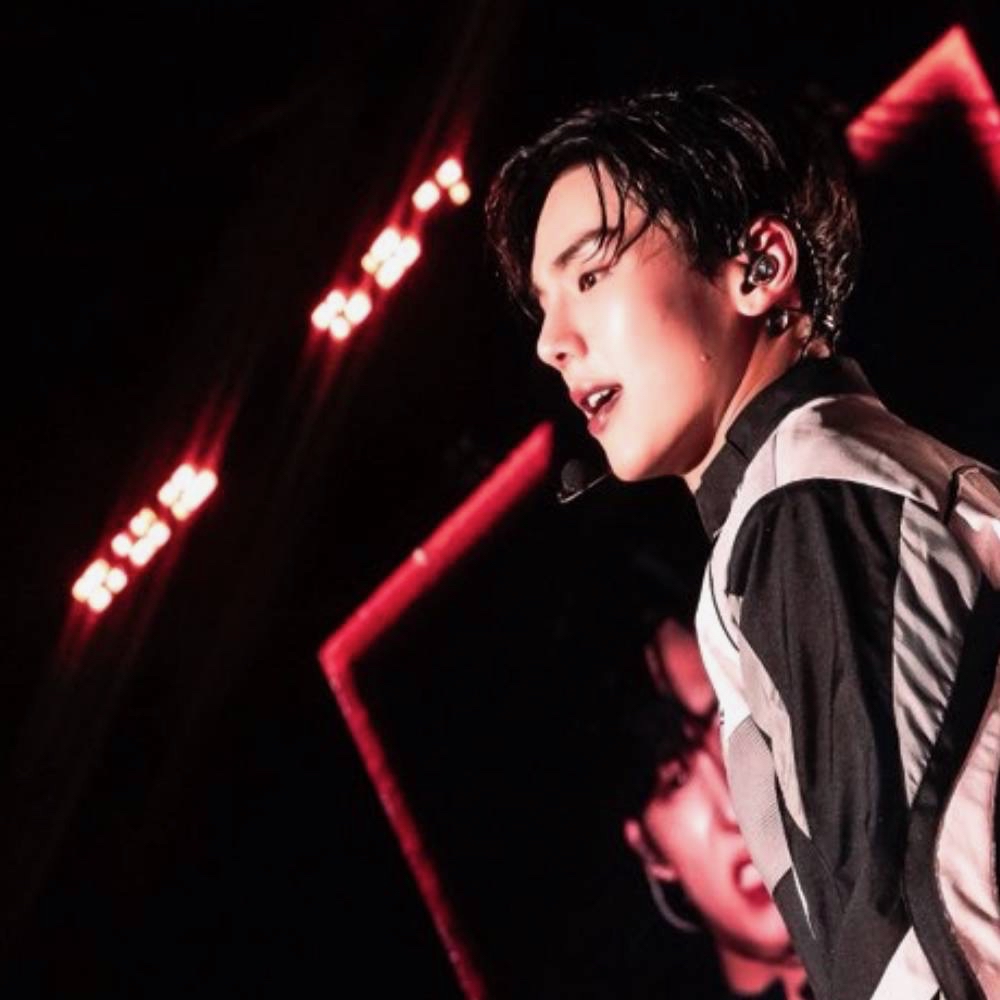 커뮤니티에서 화제된 인기 아이돌 콘텐츠