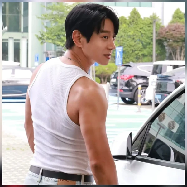 Popular profile picture of Hwang Chiyeol loved by fans