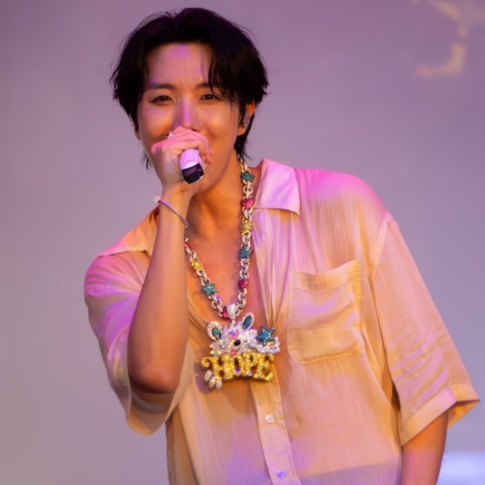 제이홉 (방탄소년단)의 비하인드 컷