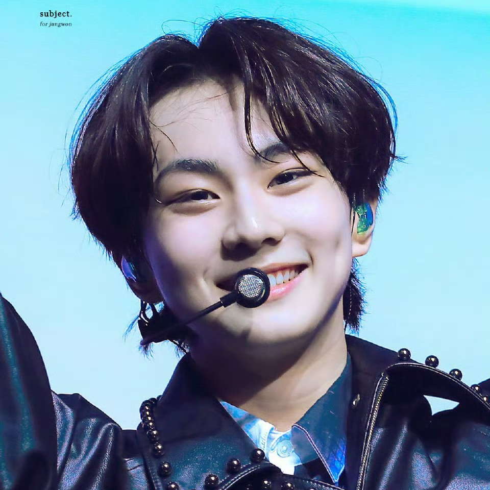 Latest photo of Jungwon (ENHYPEN)