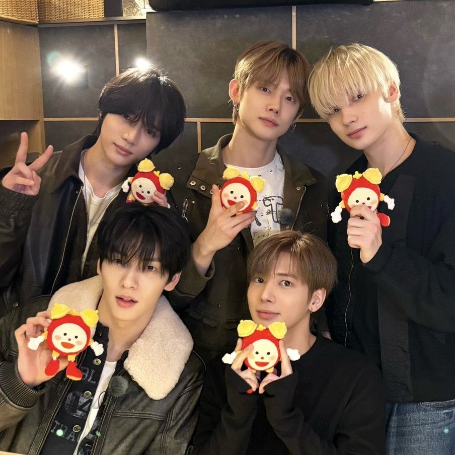 Momen yang diabadikan oleh penggemar TOMORROW X TOGETHER