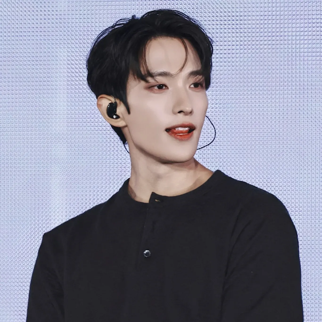 DK (SEVENTEEN)的最新活動照片