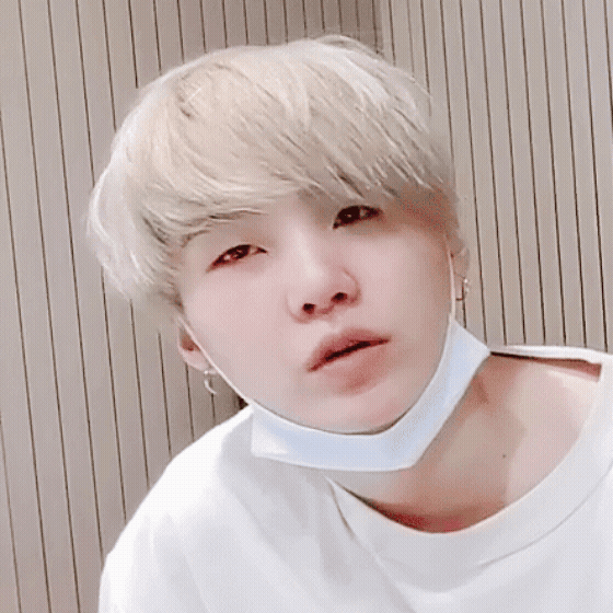 SUGA (BTS)の最新写真