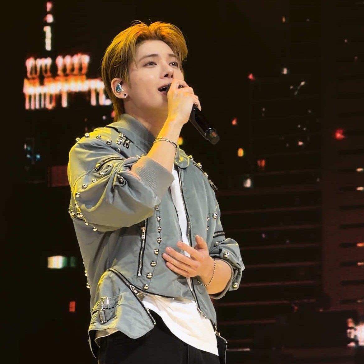 투모로우바이투게더의 비하인드 컷