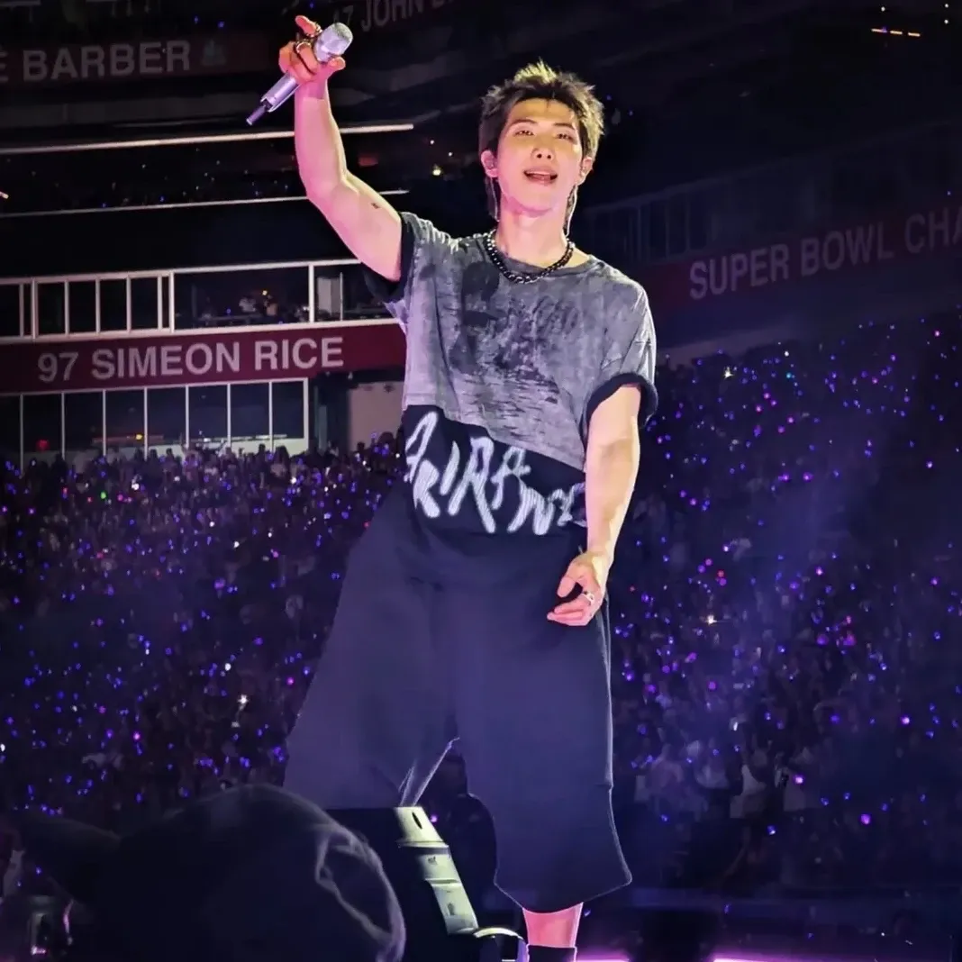 Behind-the-scenes cut of RM (BTS)