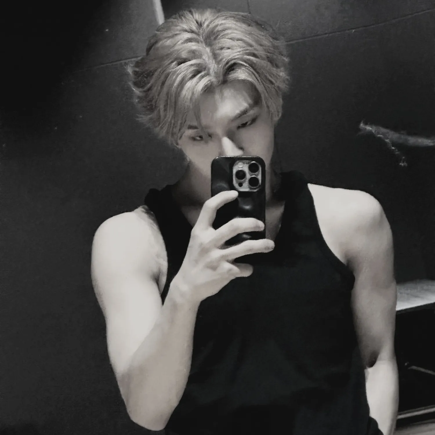 허씬롱 (알파드라이브원) 최근 활동샷