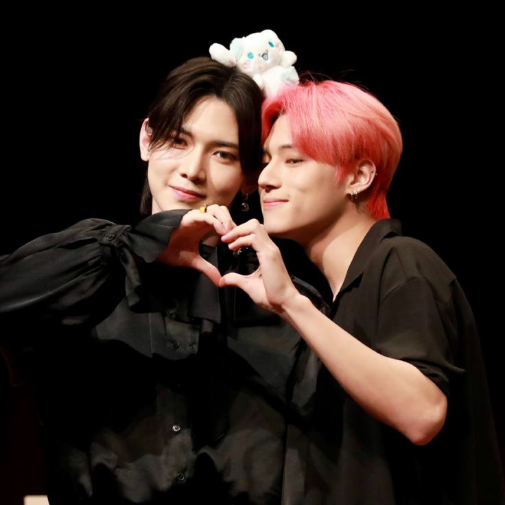 에이티즈의 비하인드 컷