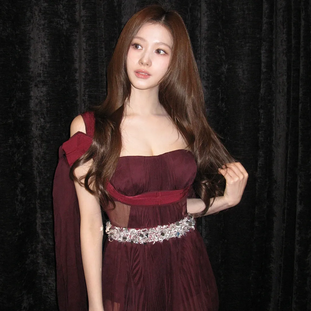 Momen yang diabadikan oleh penggemar Sana (TWICE)