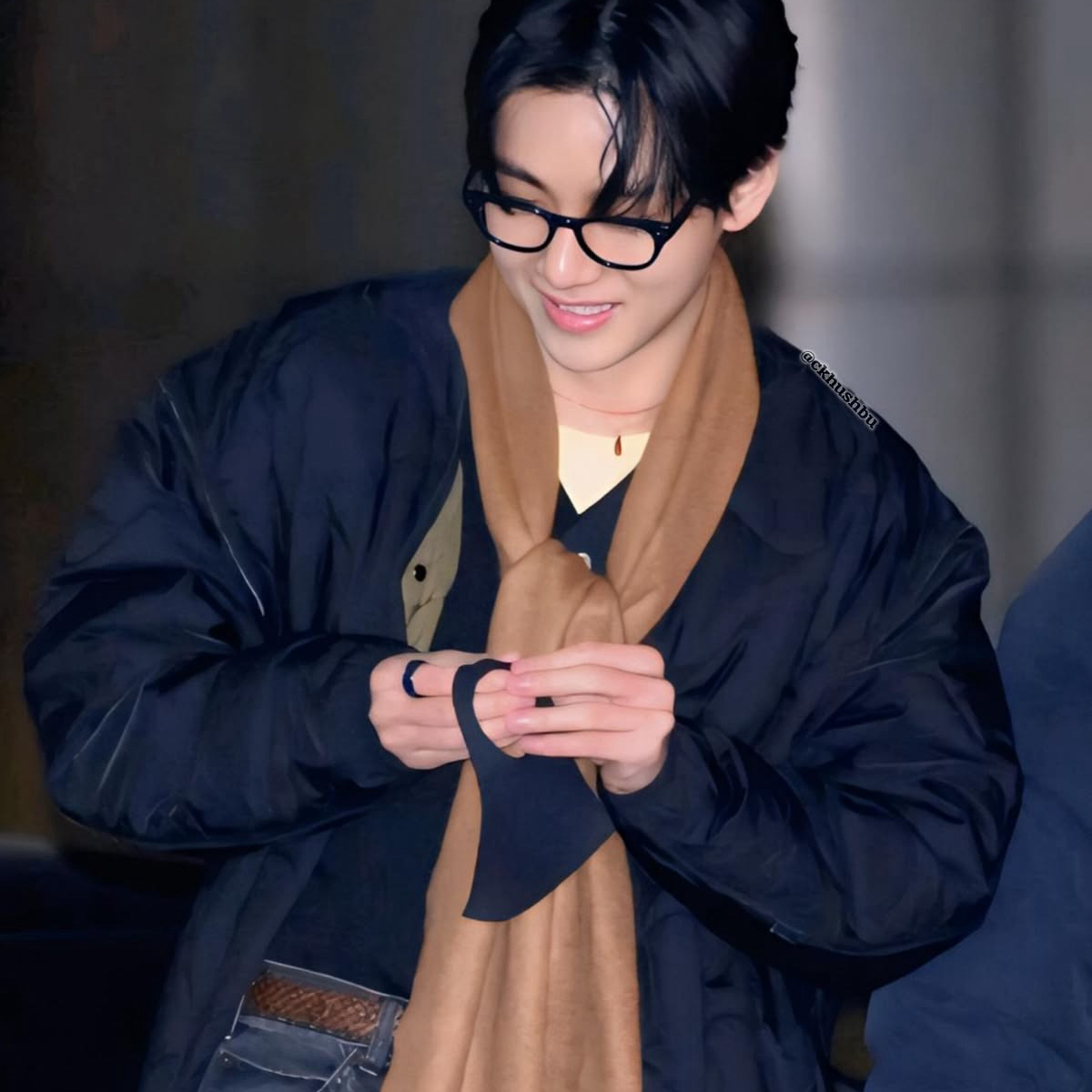 뷔 (방탄소년단)의 최신 사진