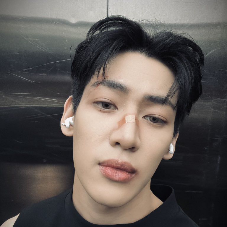 A moment captured by Bambam (GOT7)'s fan