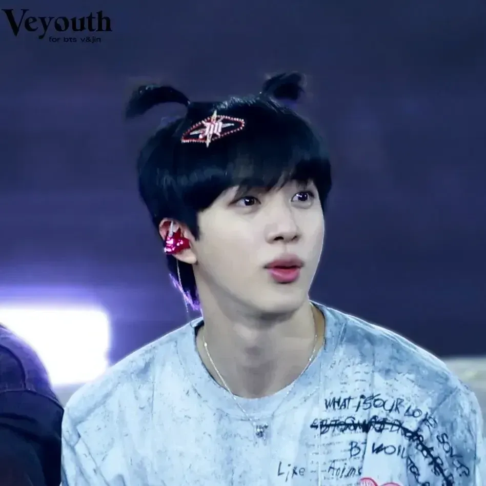 Potret di balik layar Jin (BTS)