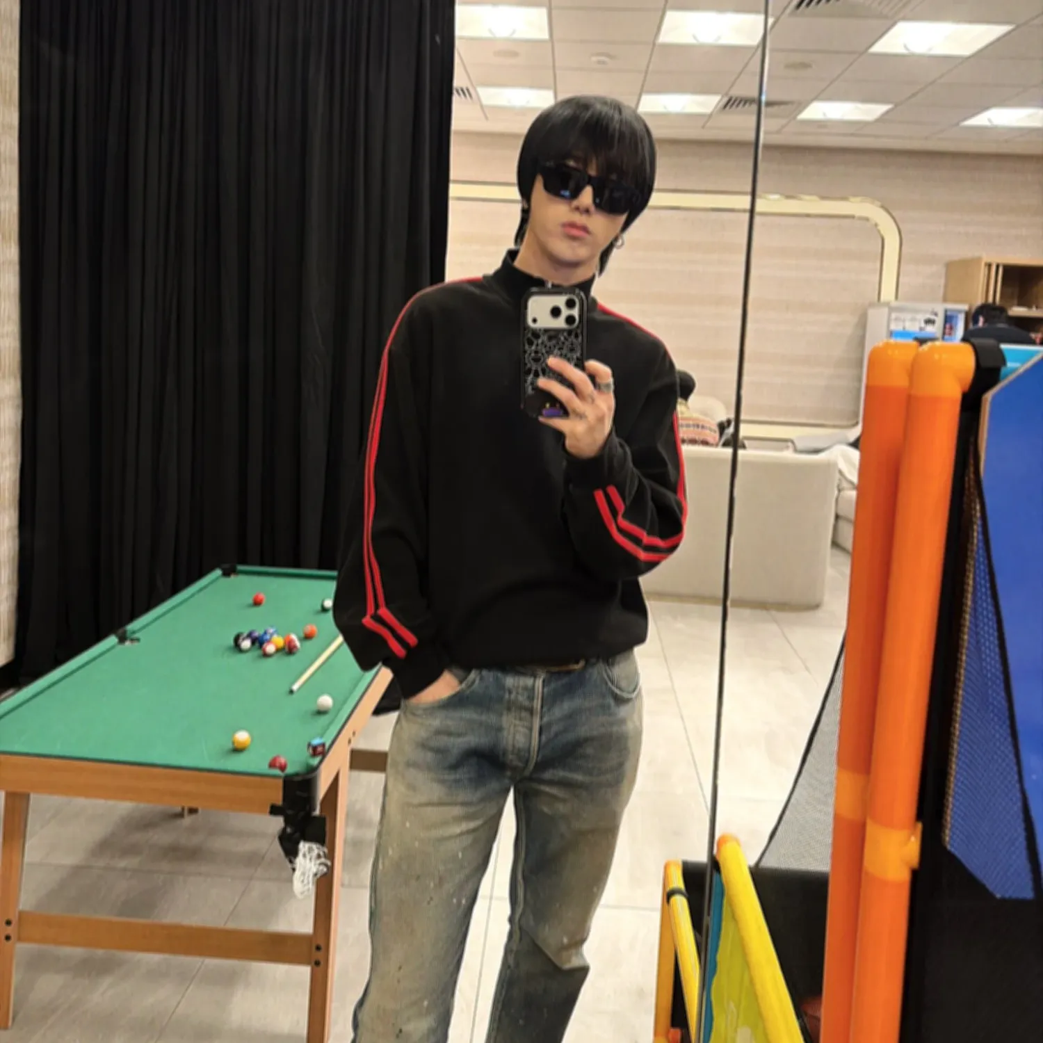 Behind-the-scenes cut of Yesung (Super Junior)