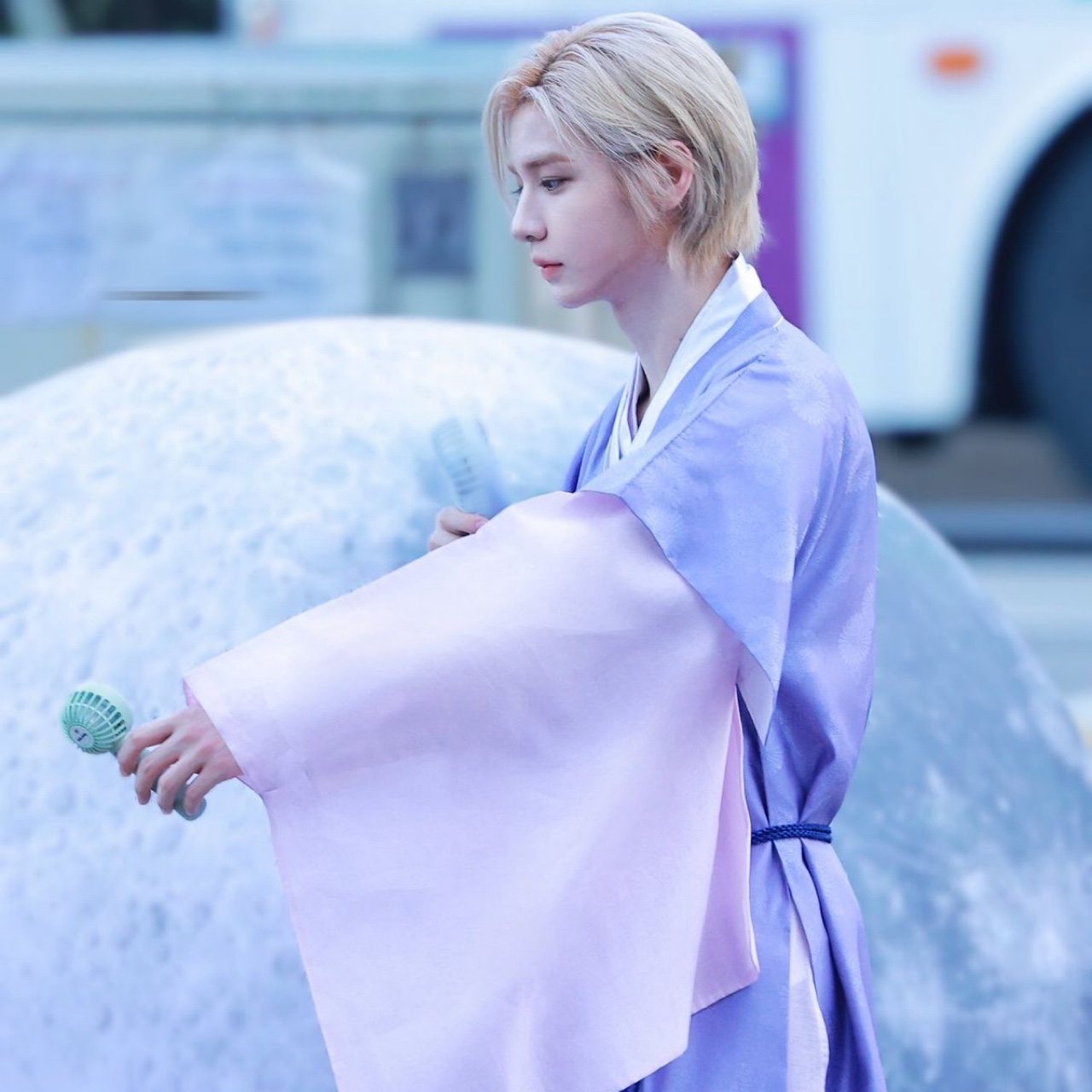 A moment captured by BOYNEXTDOOR's fan