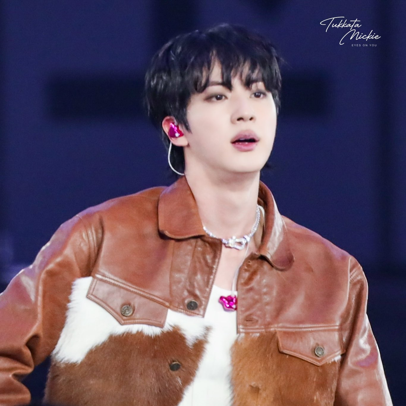 진 (방탄소년단)의 비하인드 컷
