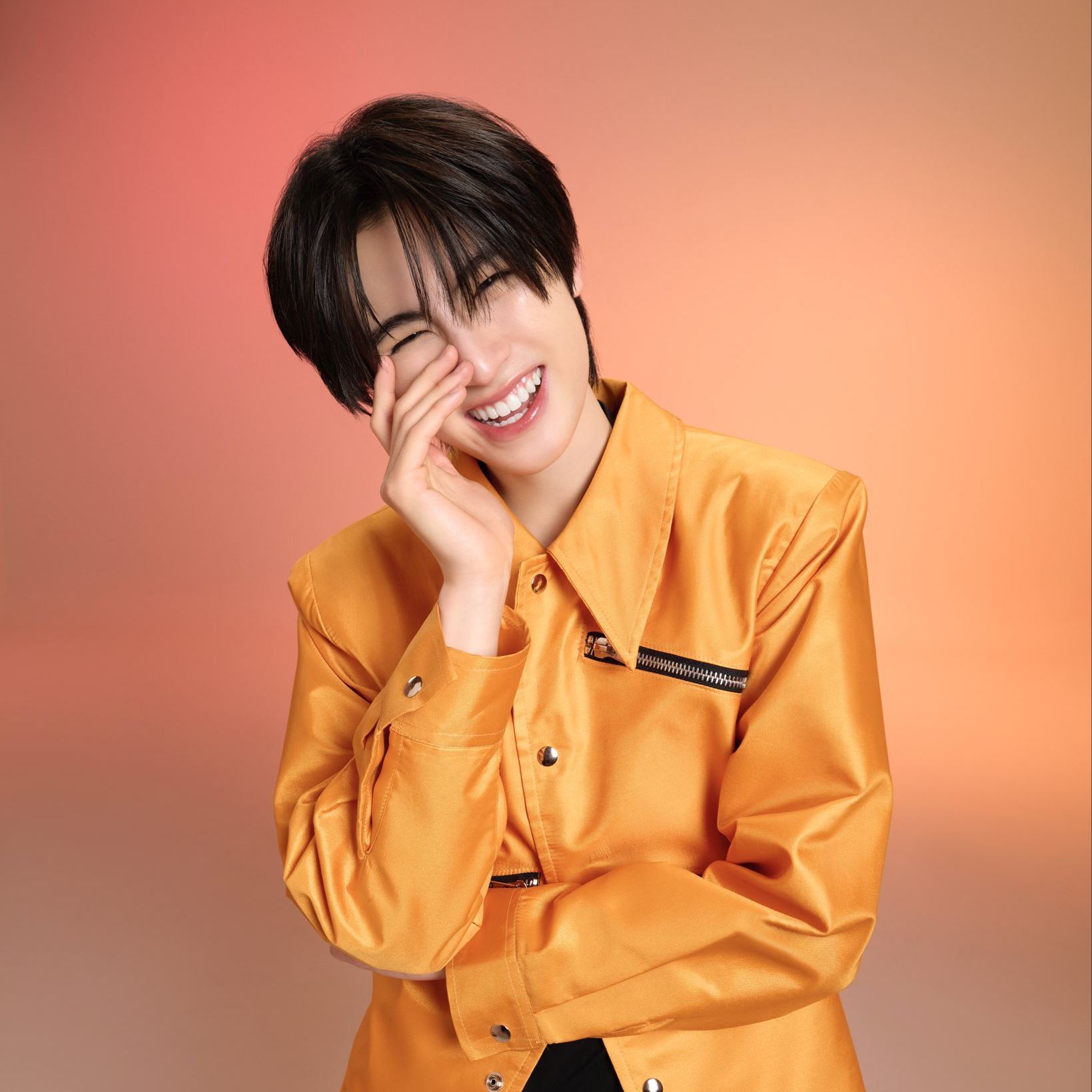 Behind-the-scenes cut of Aa (BUS)