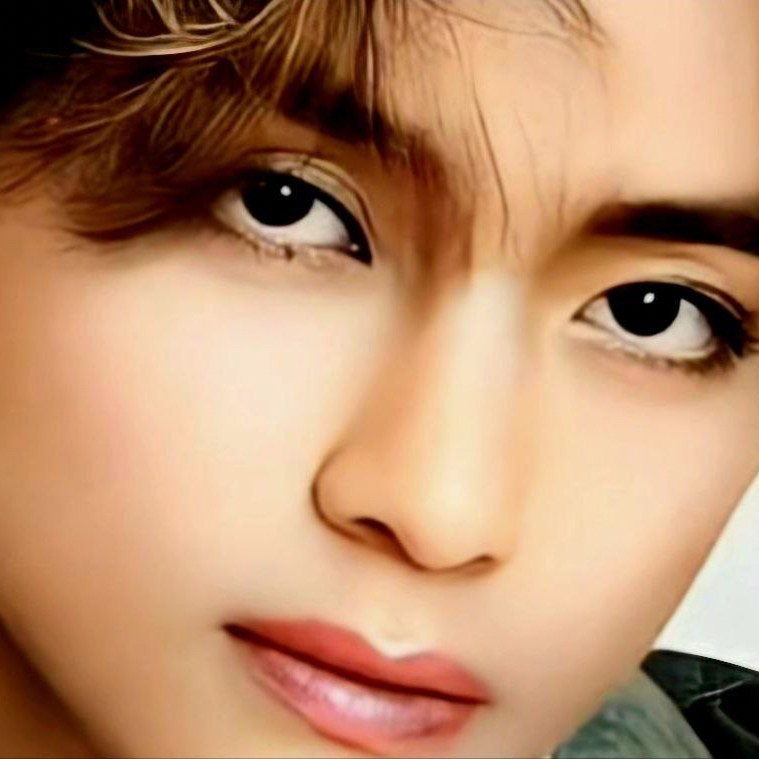 뷔 (방탄소년단) 팬이 찍은 순간