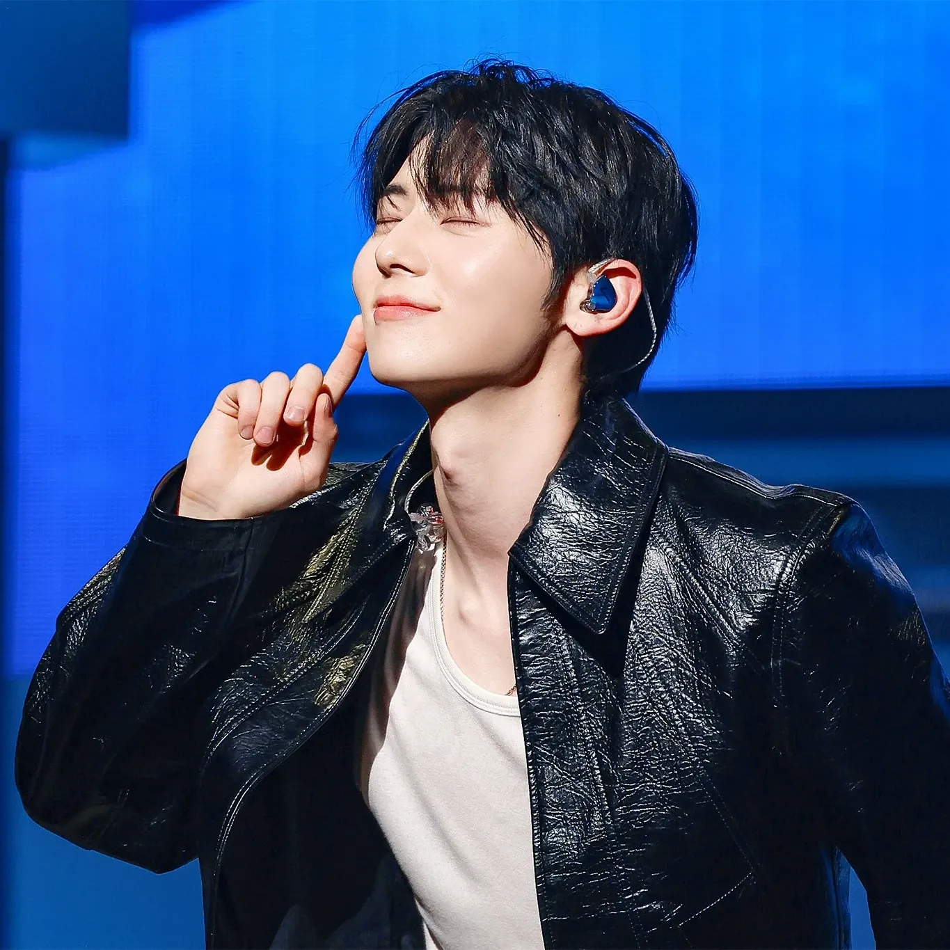 Recent activity shot of Hwang Minhyun
