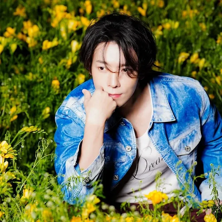 Behind-the-scenes cut of Donghae (Super Junior)