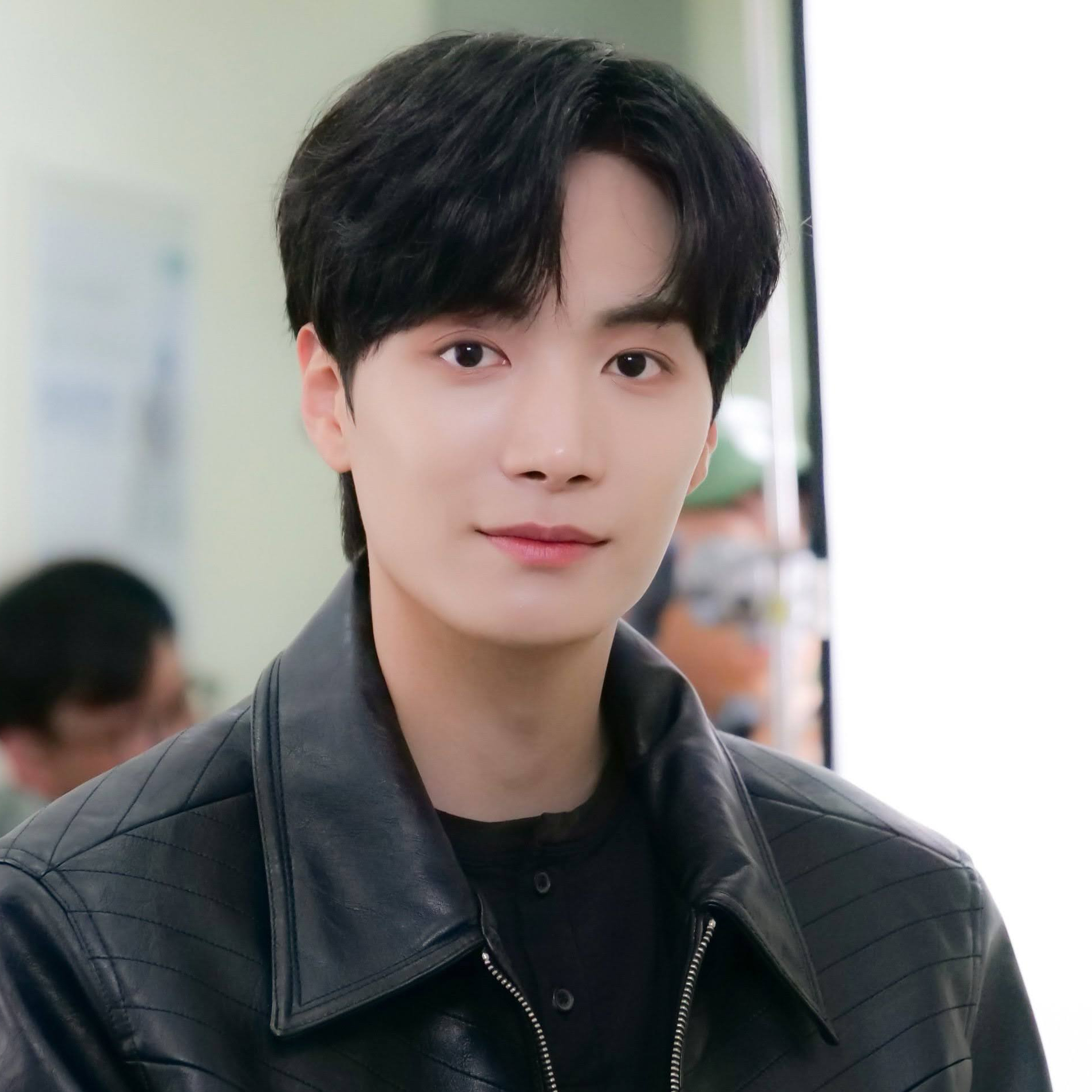 Recent activity shot of Kim Jonghyeon