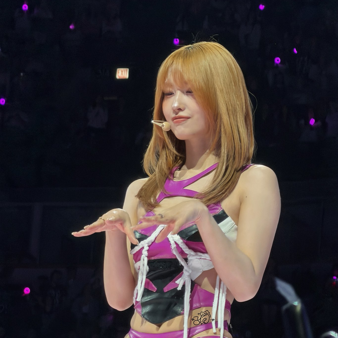 모모 (TWICE)의 최신 사진