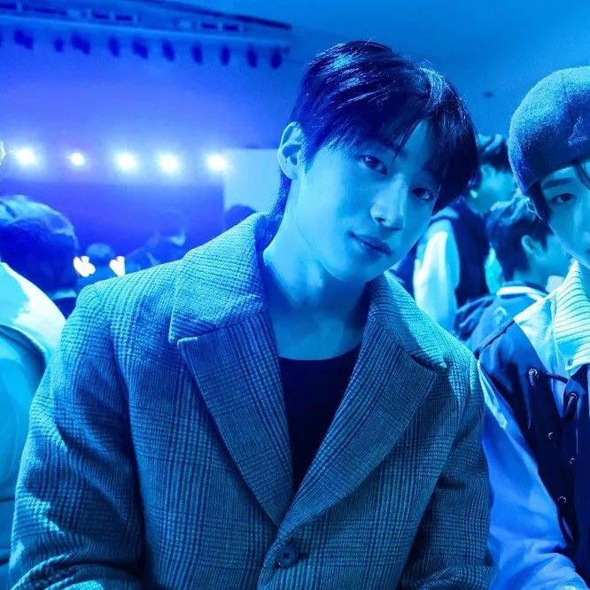 Behind-the-scenes cut of Han Seungwoo