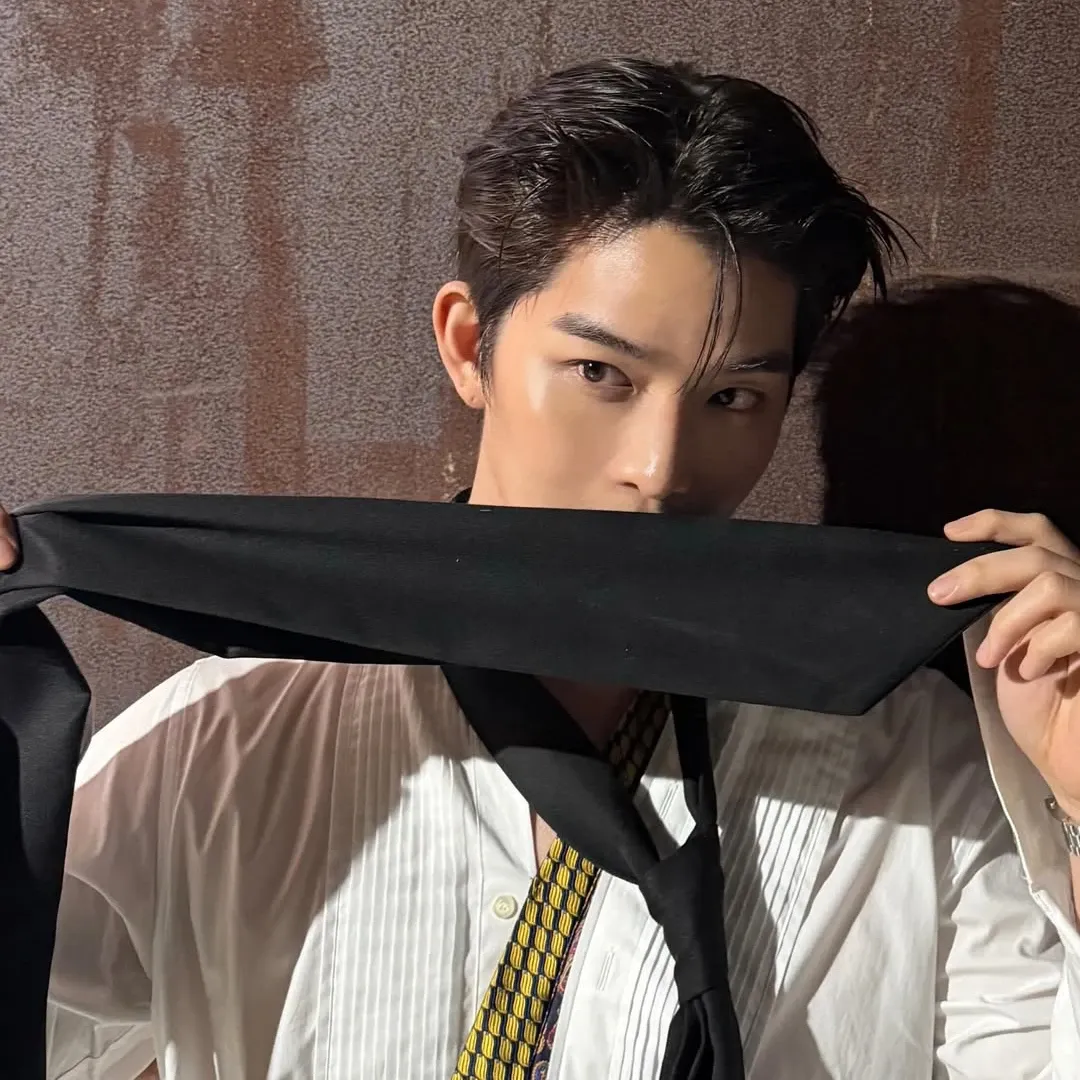 A moment captured by Bae Jinyoung's fan