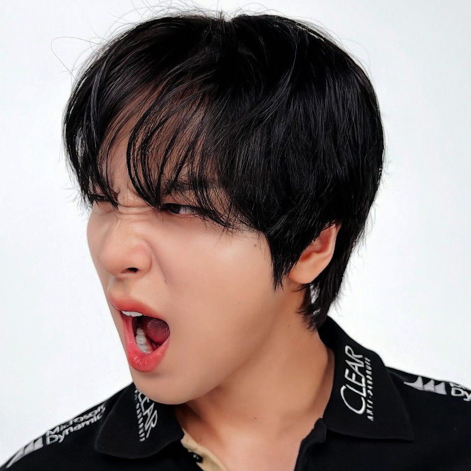 Behind-the-scenes cut of Haechan (NCT 127, NCT DREAM)