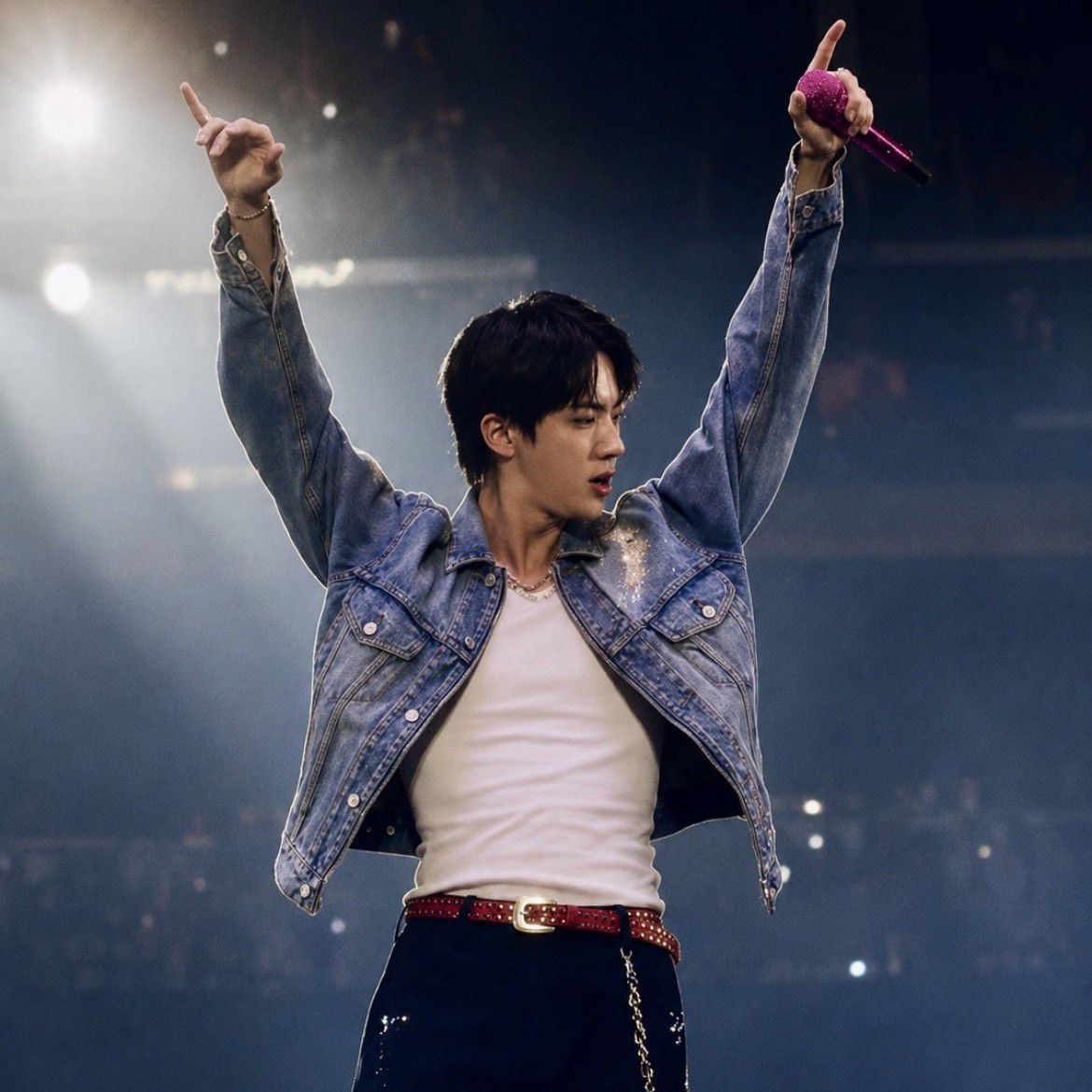 Posting K-POP populer yang disukai penggemar